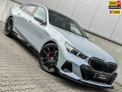 BMW 5-serie - 520i M-sport 21Inch Performance H&K Pano Brooklyn