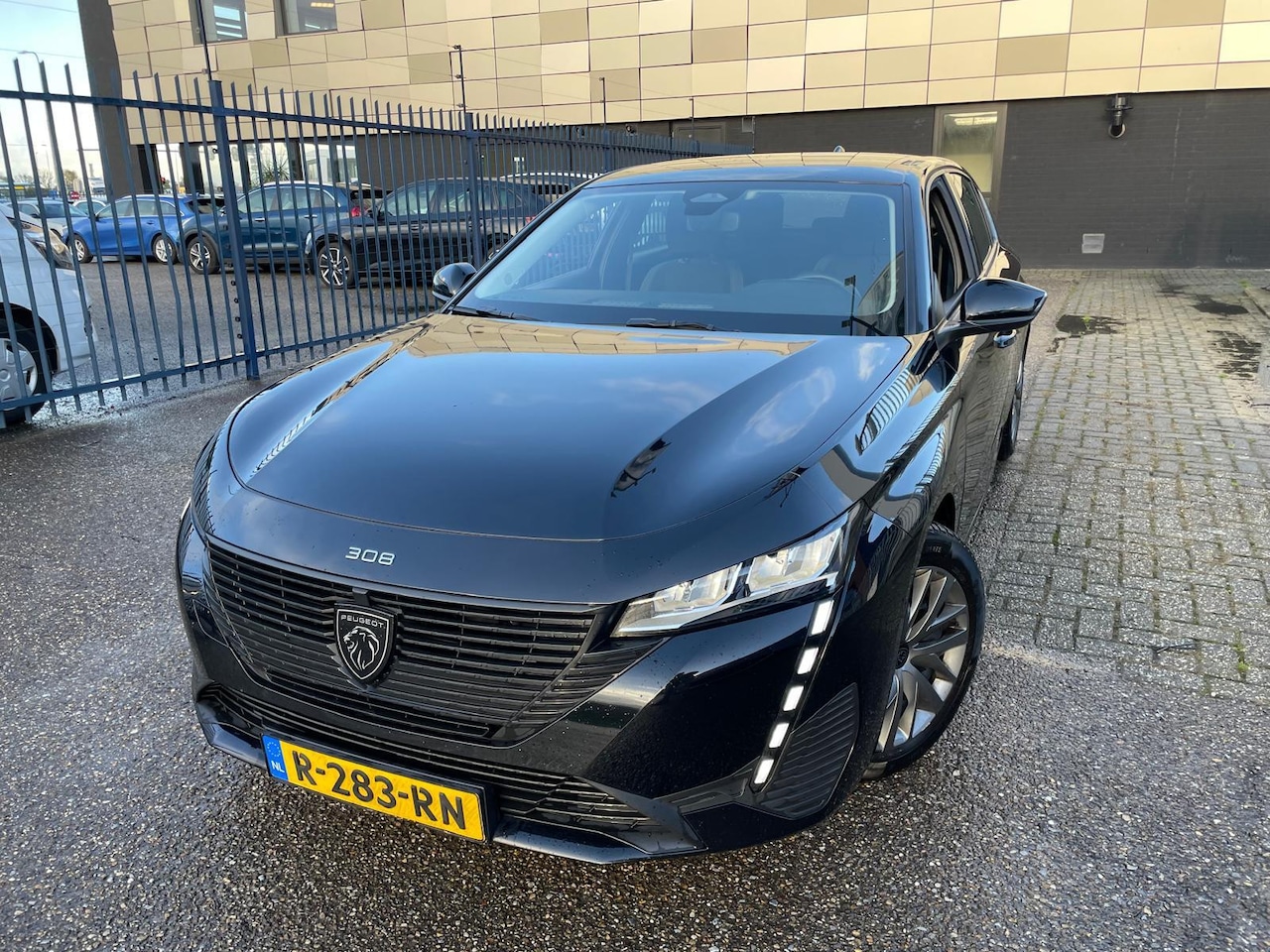 Peugeot 308 - 1.2 PureTech Active Pack Business 1.2 PureTech Active Pack Business - AutoWereld.nl