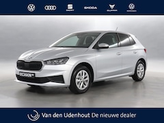 Skoda Fabia - 1.0 TSI 95pk Ambition / Airco / Cruise Control / Navigatie via App Connect