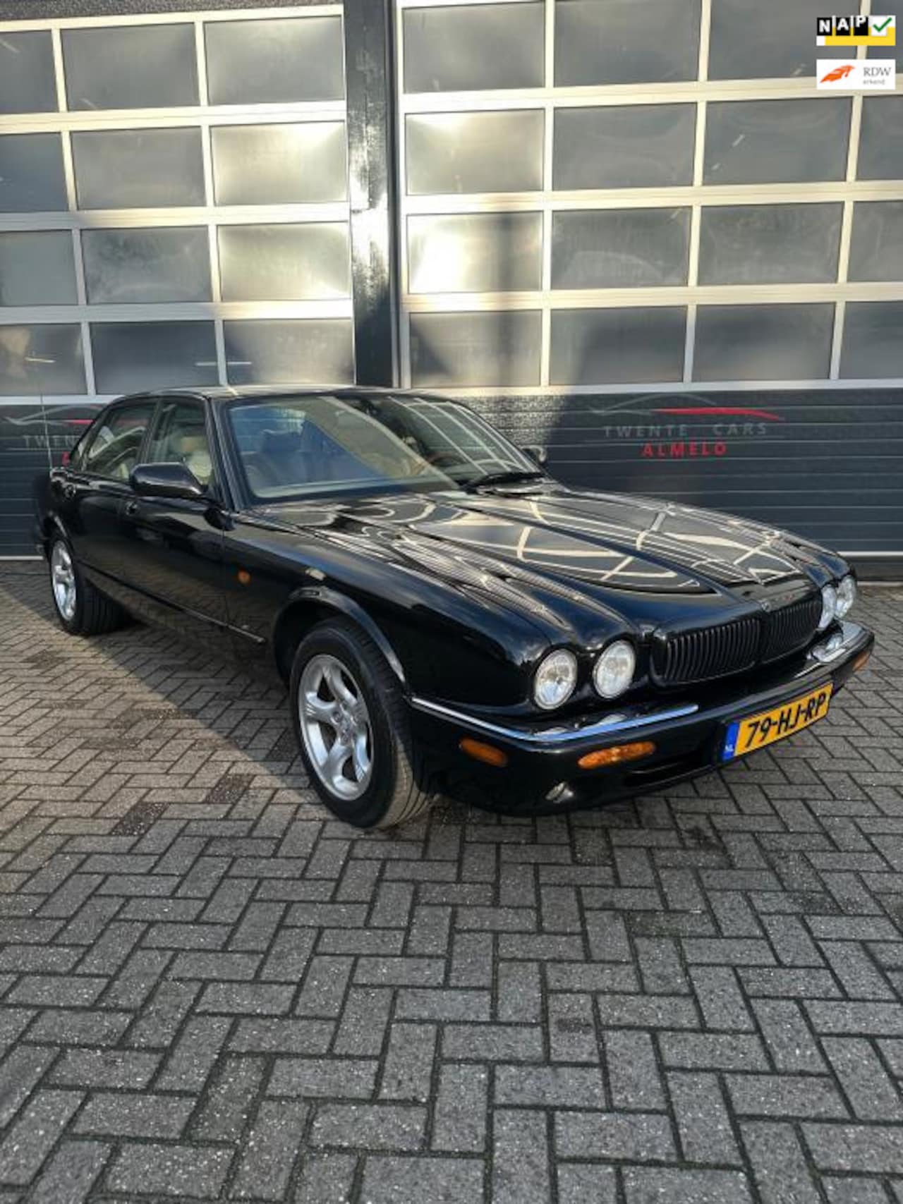 Jaguar XJ - 3.2 V8 Executive | Navi | Nieuwe APK | - AutoWereld.nl