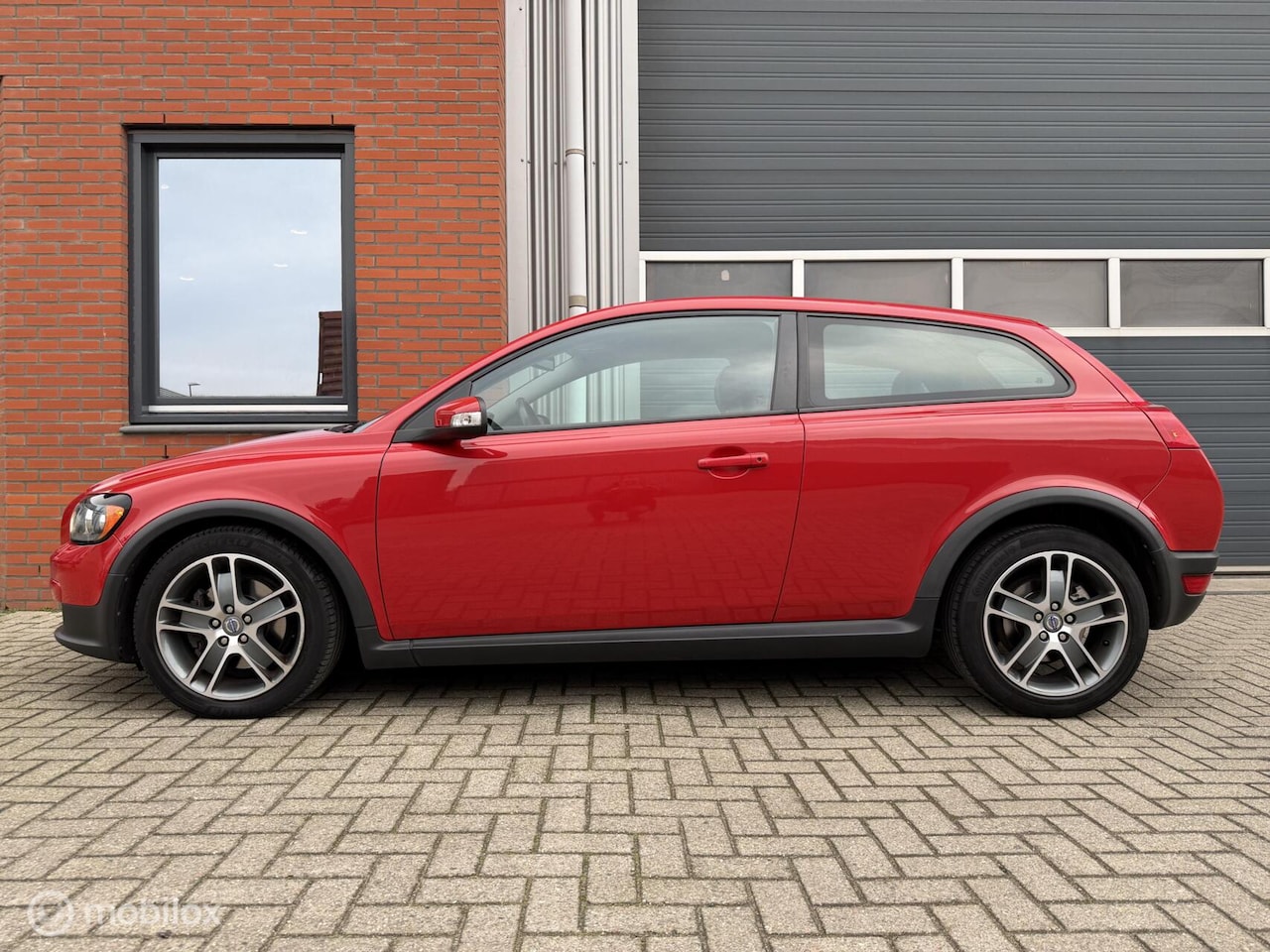 Volvo C30 - 2.4i Aut. Summum - 1e eig. - dealer o.h. - NL auto - AutoWereld.nl