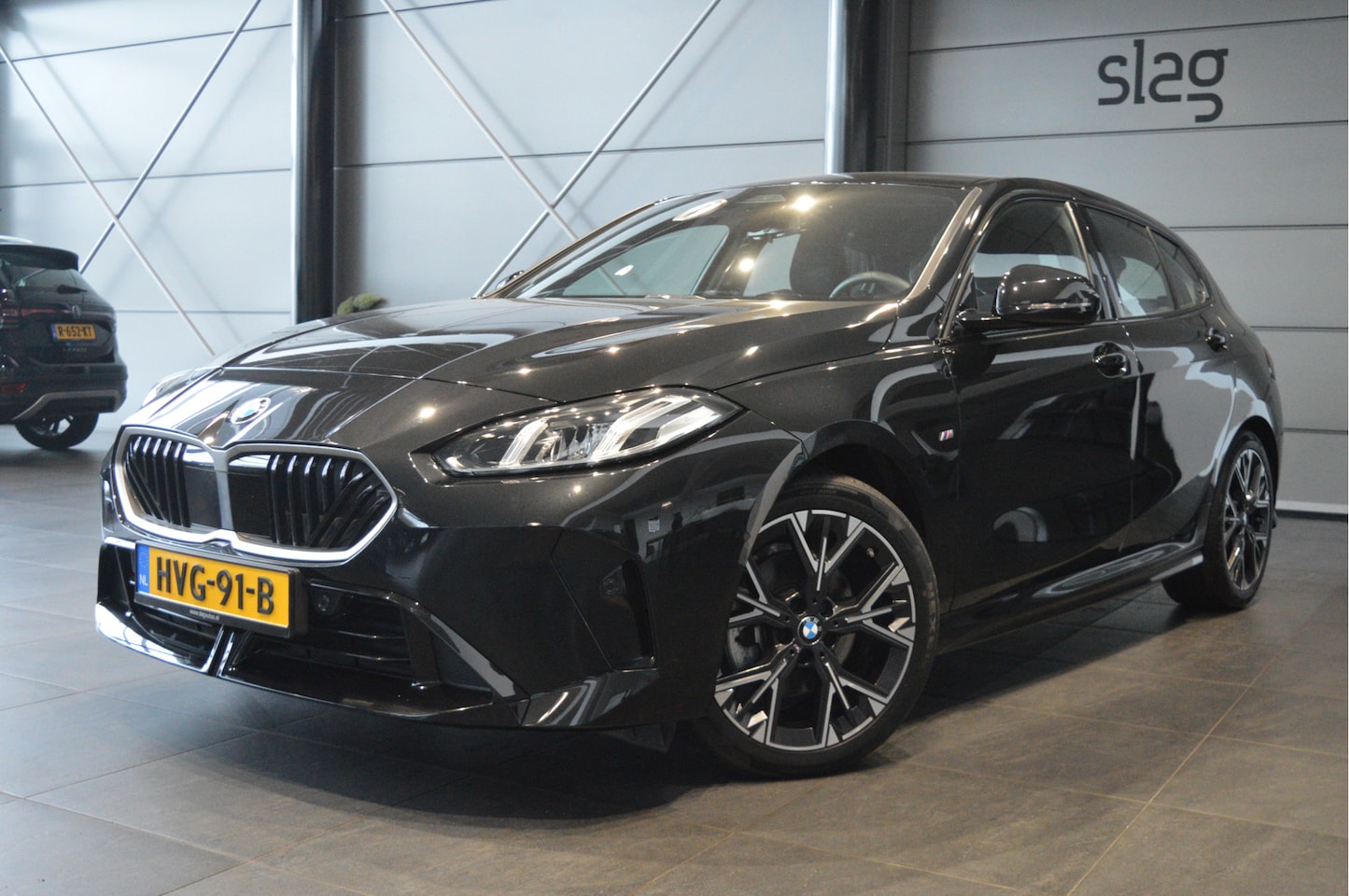 BMW 1-serie - 120 M Sport navi camera led pdc cruise 18 inch !! - AutoWereld.nl