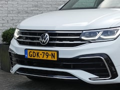 Volkswagen Tiguan - 1.4 TSI eHYBRID R-LINE 245PK DSG TREKHAAK/NAVI/CLIMATE/ADAP.CRUISE/LMV19''