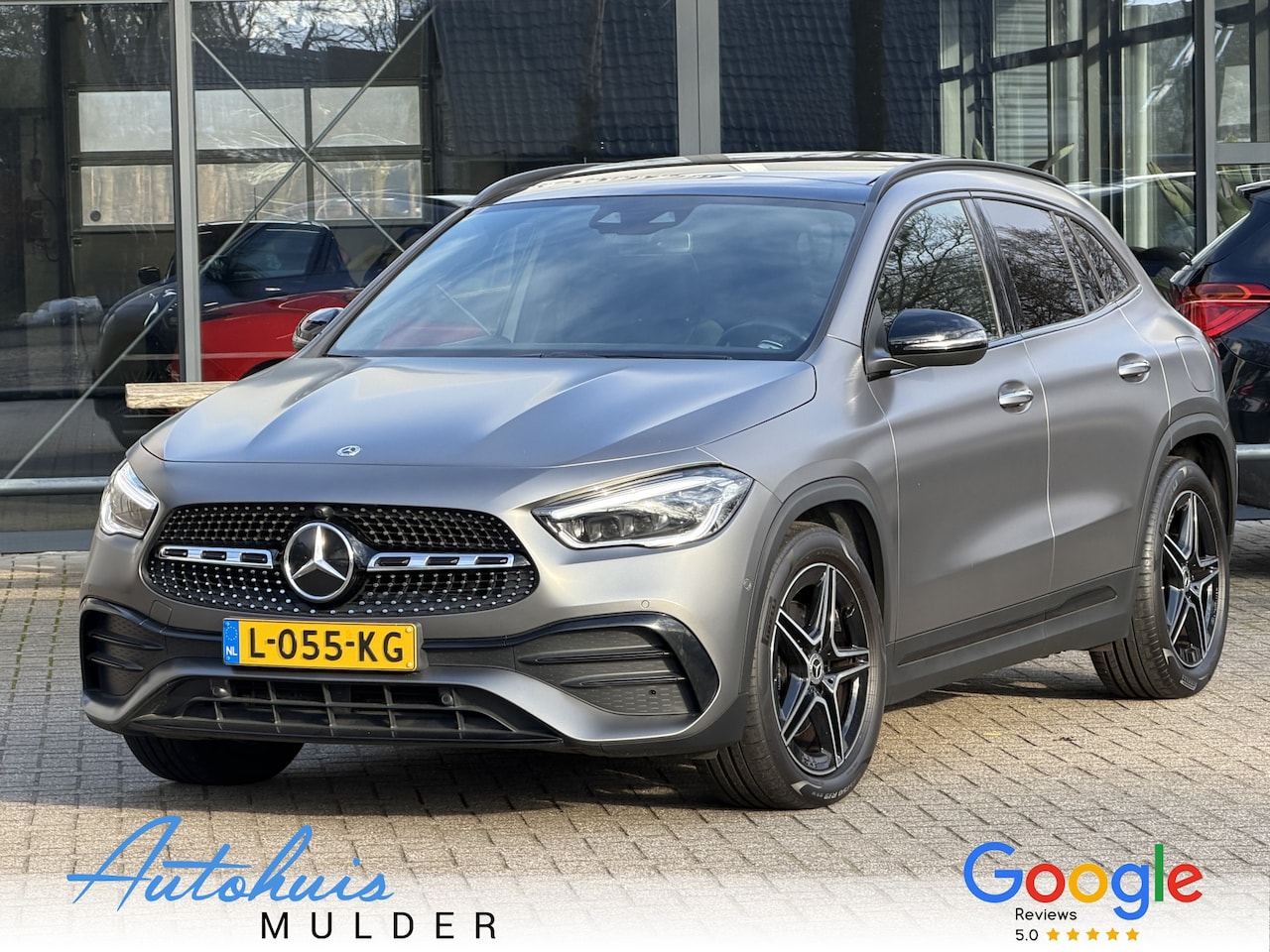 Mercedes-Benz GLA-Klasse - Business Solution AMG Automaat/Panoramadak/LED/Keyless/Widescreen - AutoWereld.nl