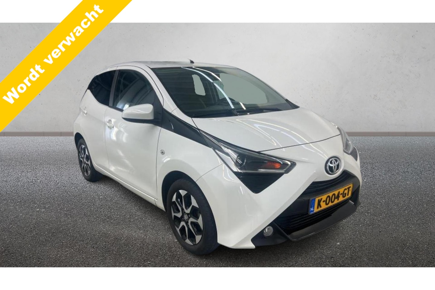Toyota Aygo - 1.0 VVT-i x-joy 1.0 VVT-i x-Joy, 1e Eig! 31-12-2020! Camera! VERWACHT! - AutoWereld.nl