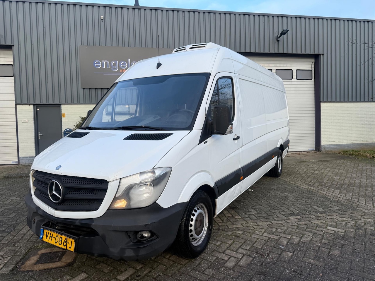 Mercedes-Benz Sprinter - 316 2.2 CDI L3H2 koel/vries-20 - AutoWereld.nl