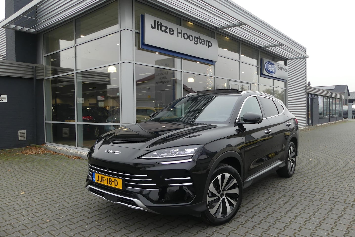 BYD Seal U - 1.5 DM-i FWD Boost PHEV, ZWART/BOUNDLESS CLOUD,360° CAMERA, INFINITY, PANO, HUD, ELEKT. ST - AutoWereld.nl