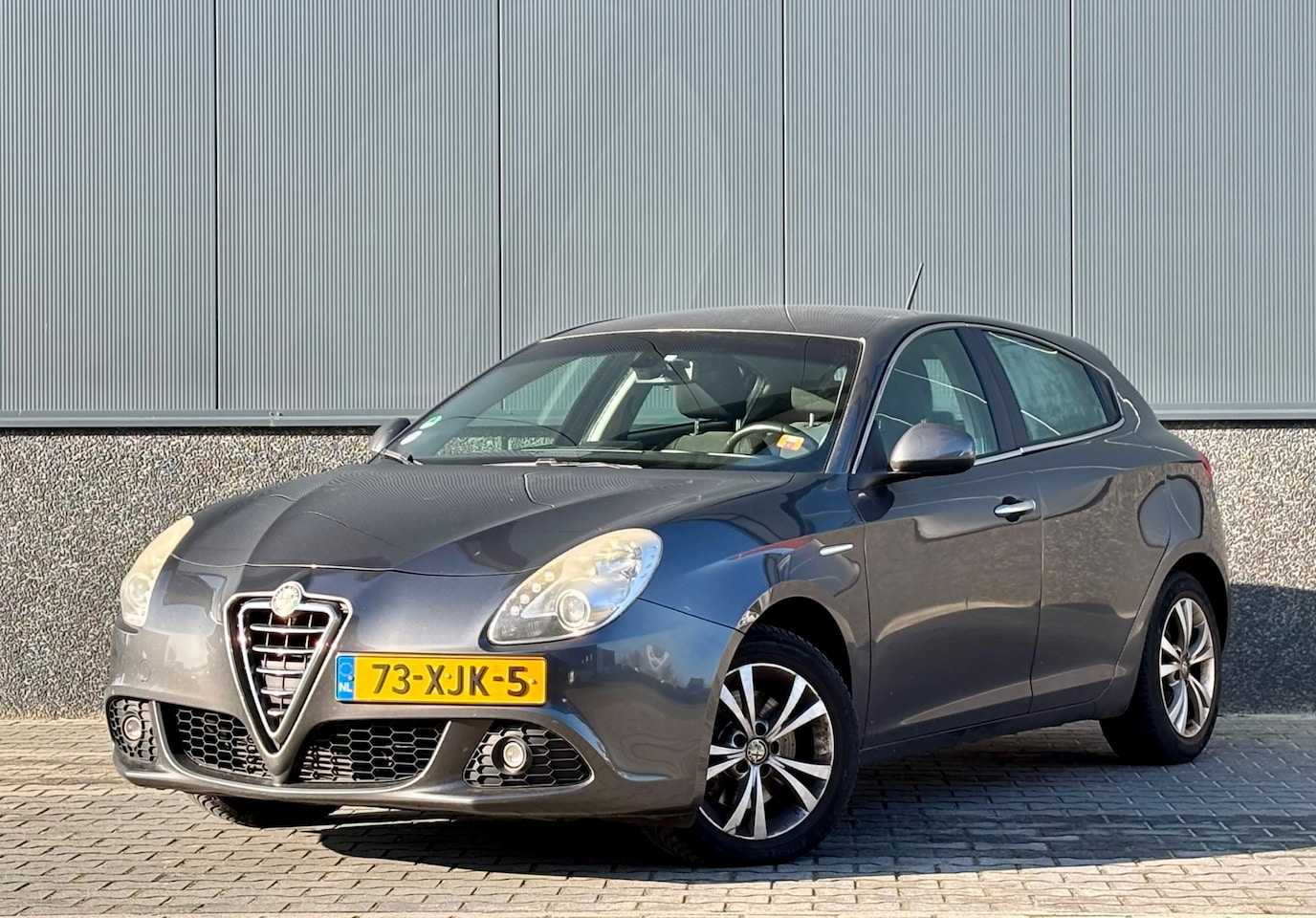 Alfa Romeo Giulietta - 1.4 T Distinctive Automaat | Clima | Defect - AutoWereld.nl