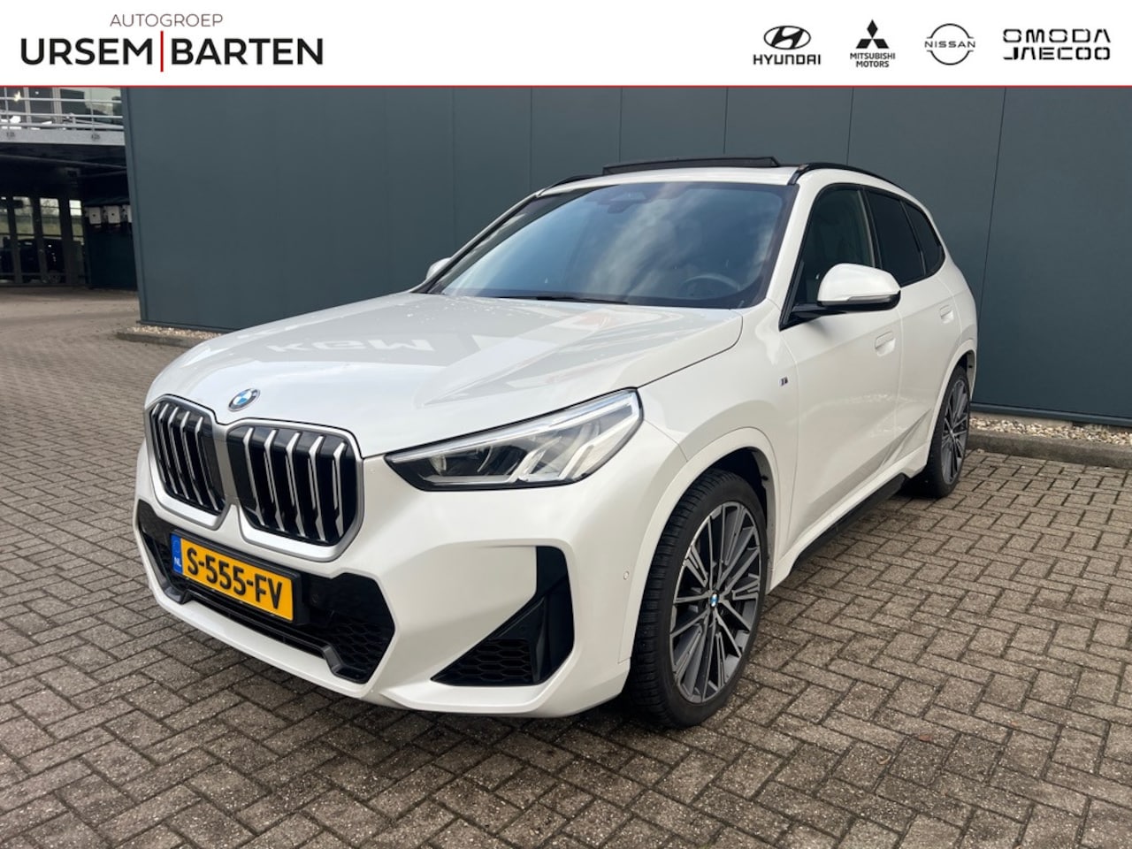 BMW X1 - xDrive23i - AutoWereld.nl