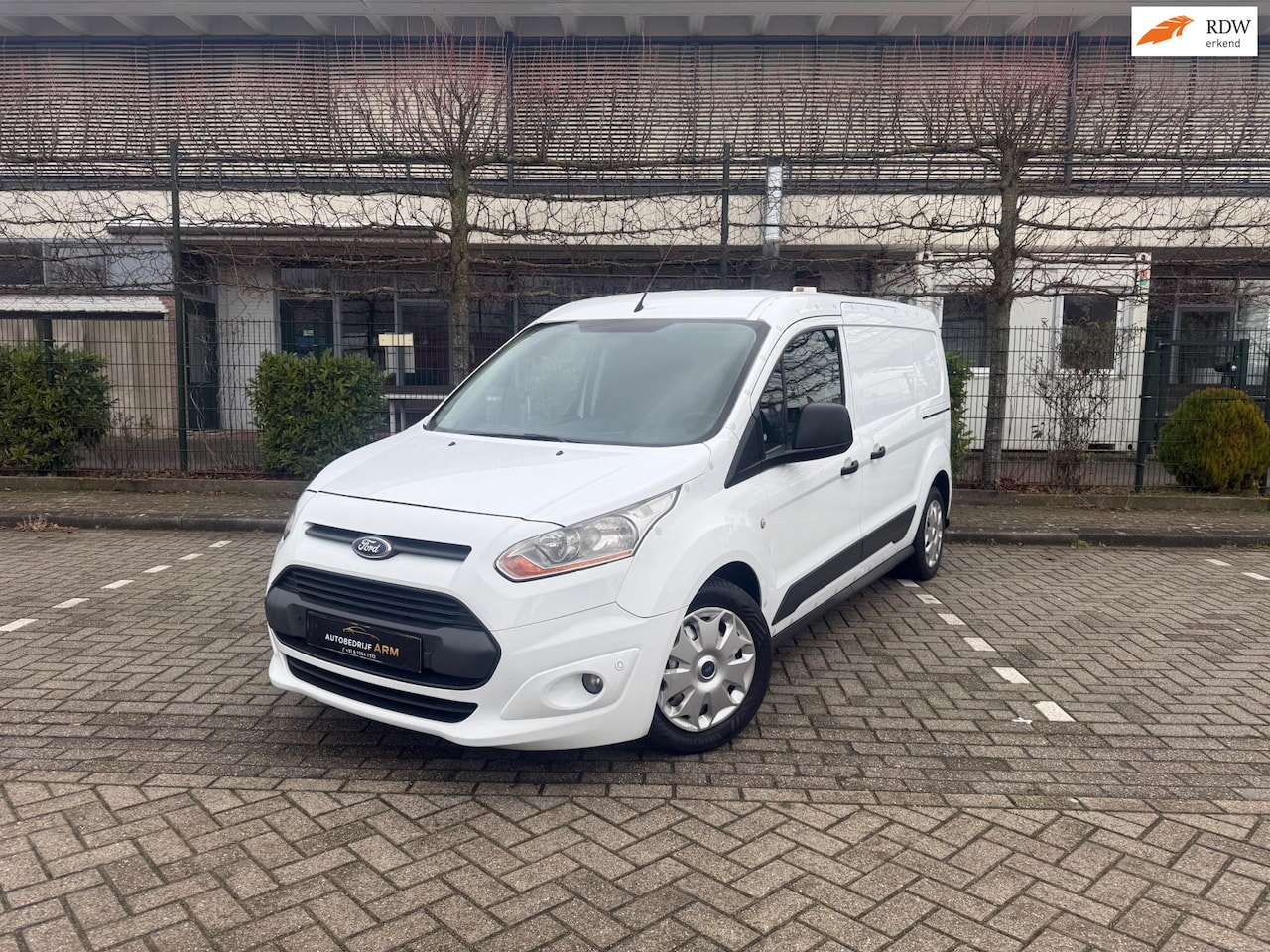 Ford Transit Connect - 1.6 TDCI L2 Trend LANG MODEL 3 PERSOON DUBBEL SCHUIFDEUR NAP APK AIRCO 2015 180DK TREKHAAK - AutoWereld.nl