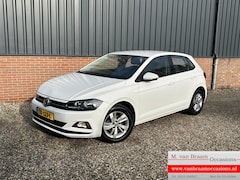 Volkswagen Polo - 1.0 TSI Comfortline Business