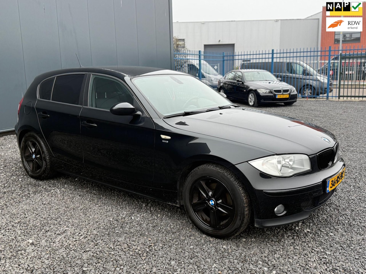 BMW 1-serie - 118i High Executive AIRCO!5DEURS!APK!LEUKE AUTO! - AutoWereld.nl