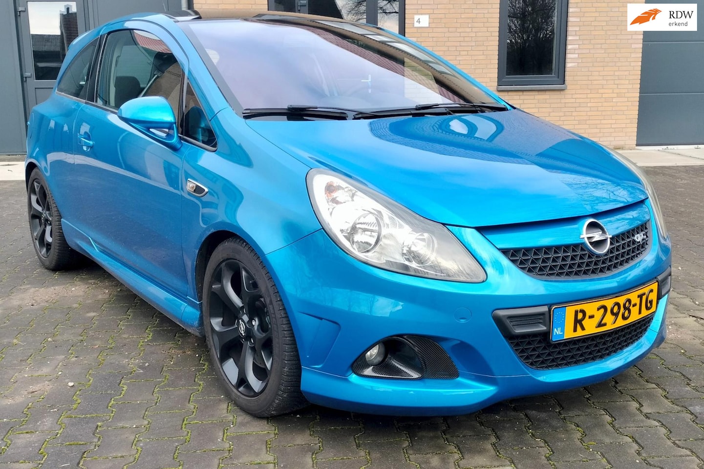 Opel Corsa - 1.6-16V T OPC Recaro 192PK Camera - AutoWereld.nl