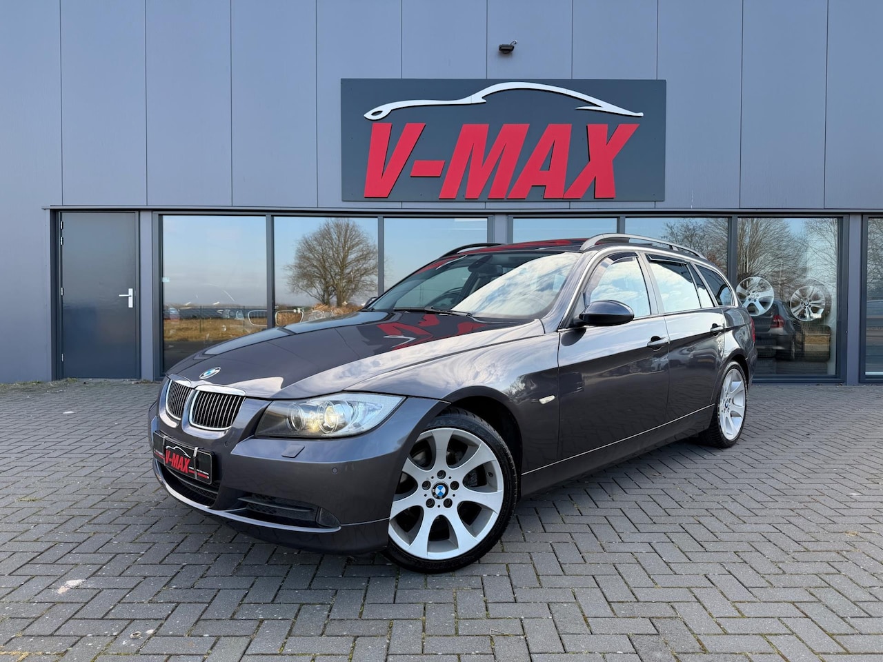 BMW 3-serie Touring - 325i AUT Xenon Panorama Navi Prof ½ Leder Cruise - AutoWereld.nl