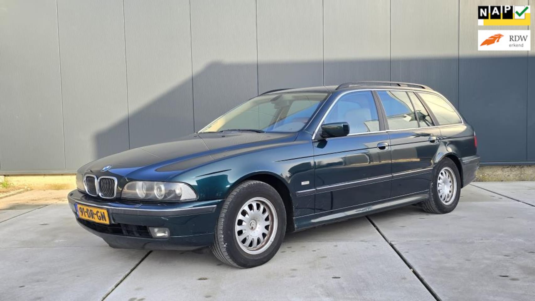 BMW 5-serie Touring - 528i Executive PRIJS VAST | INRUILAUTO - AutoWereld.nl