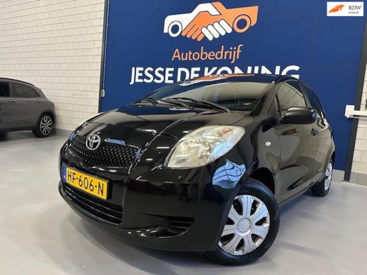 Toyota Yaris - 1.0 VVTi Idols /bj.2008 / kleur : zwart / 5 deurs / nieuwe koppelingset / APK tot 01/2026 - AutoWereld.nl