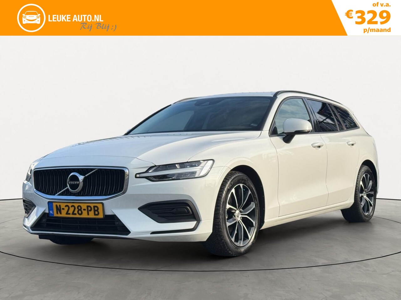 Volvo V60 - 2.0 B3 163PK Momentum Advantage Leer Camera - AutoWereld.nl