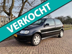 Volkswagen Polo - 1.4-16V Trendline