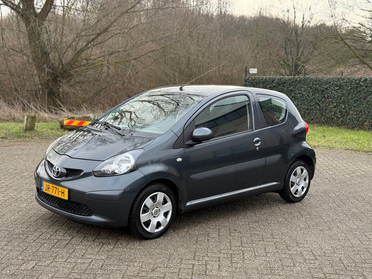 Toyota Aygo - 1.0-12V + AIRCO I NETTE AUTO I ZEER LEUK I NWE APK - AutoWereld.nl