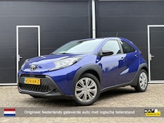 Toyota Aygo X - 1.0 VVT-i MT Play | Airco | Achteruitrijcamera | Carplay | NL-auto