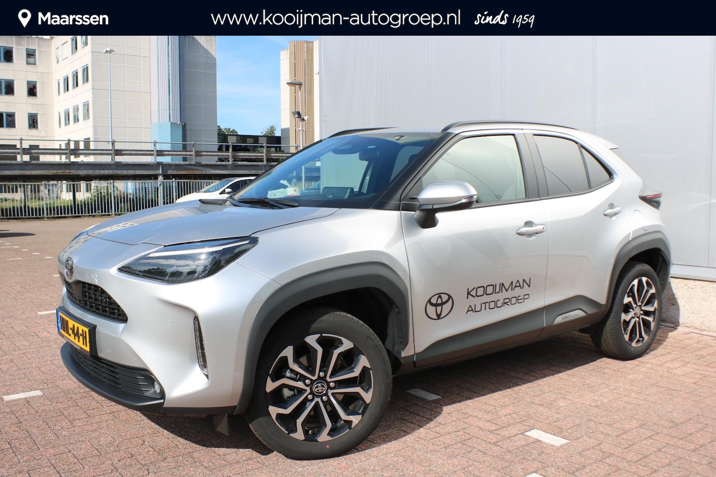 Toyota Yaris Cross - 1.5 Hybrid 115 First Edition Automaat BSM,Parkeersensoren ,Apple Carplay Android Auto,Stoe - AutoWereld.nl