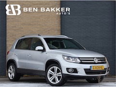 Volkswagen Tiguan - 2.0 TSI Sport&Style 4Motion | Carplay | Cam | 2.200kg trekgewicht | Xenon |