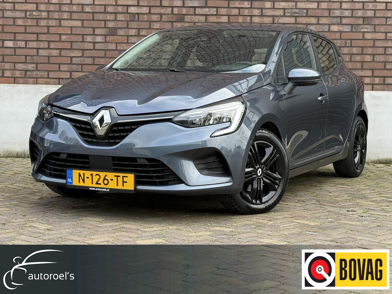 Renault Clio - 1.6 E-Tech Hybrid 140 / Apple-Carplay - Android / ALL-Season / 1e Eigenaar / NED-Clio / PD - AutoWereld.nl