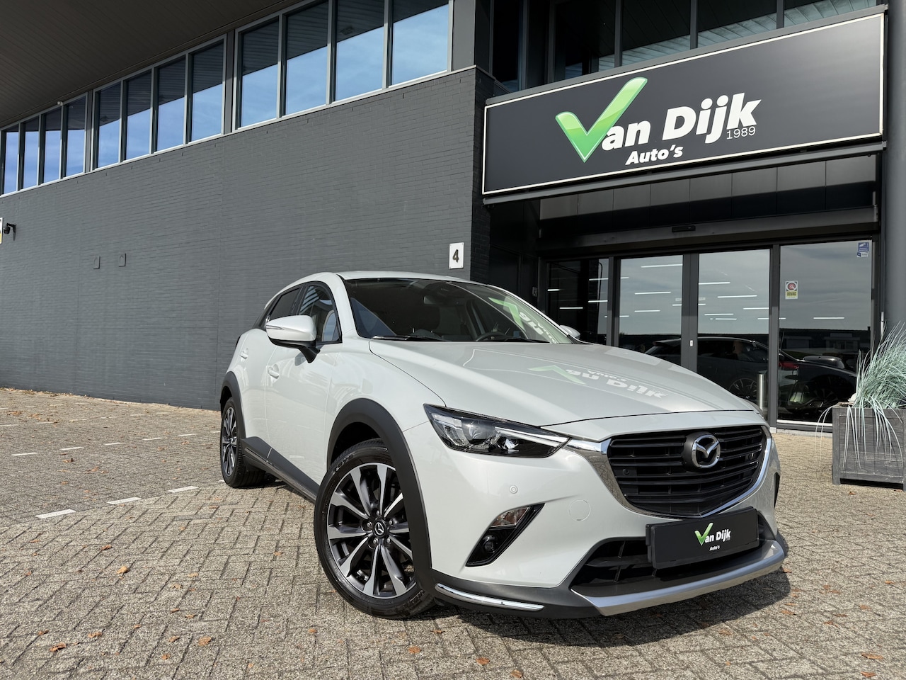 Mazda CX-3 - 2.0 GT-M Autom. Navi Camera 18Inch - AutoWereld.nl