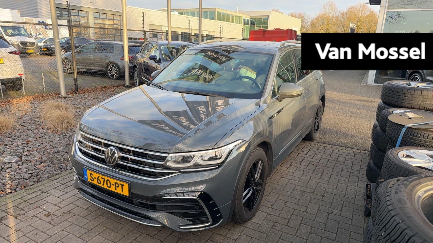 Volkswagen Tiguan - 1.5 TSI R-Line Business 1.5 TSI R-Line Business+ - AutoWereld.nl
