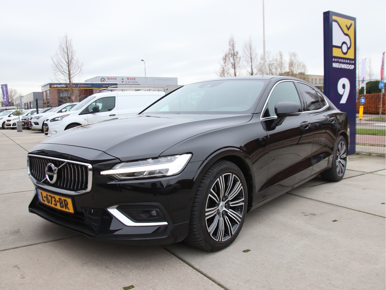 Volvo S60 - 2.0 B3 Inscription Automaat, Leder, Navigatie, Camera, Memory Prijspakker! - AutoWereld.nl