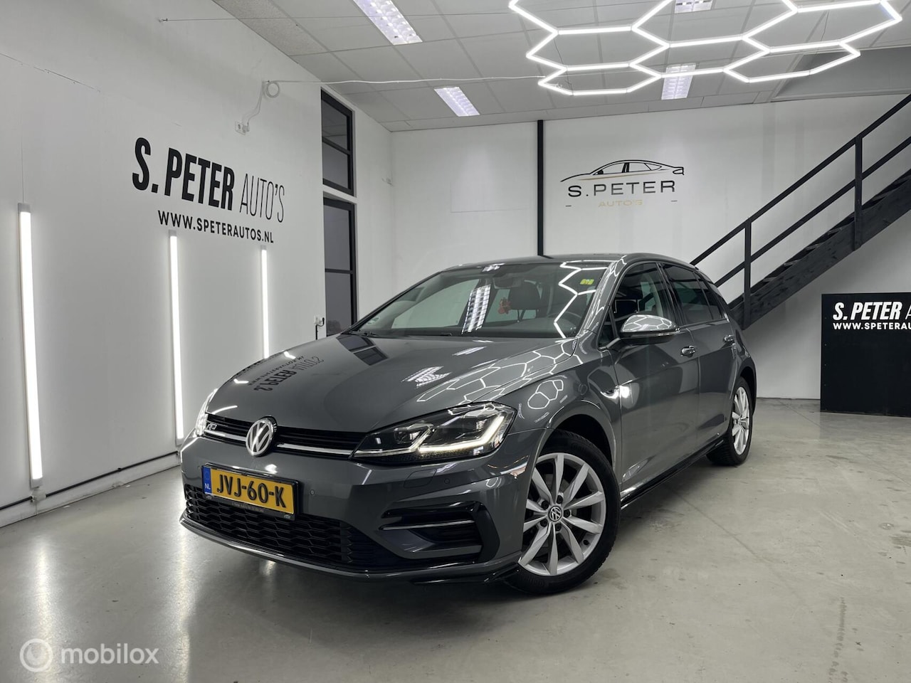 Volkswagen Golf - 1.5 TSI Highline Business R 1.5 TSI Highline Business R - AutoWereld.nl