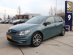 Volkswagen Golf - 1.5 TSI Highline Carplay, Camera, ACC, Winterpakket Prijspakker