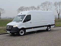 Mercedes-Benz Sprinter - 315 L3H2 Automaat Mbux Airco Adaptieve Cruise Camera Trekhaak Euro6 150 PK