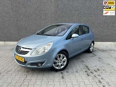 Opel Corsa - 1.2-16V Cosmo | AUTOMAAT | TREKHAAK | AUX | ISOFIX | CC | PDC | APK T/M 12-3-2027 | AFLEVE