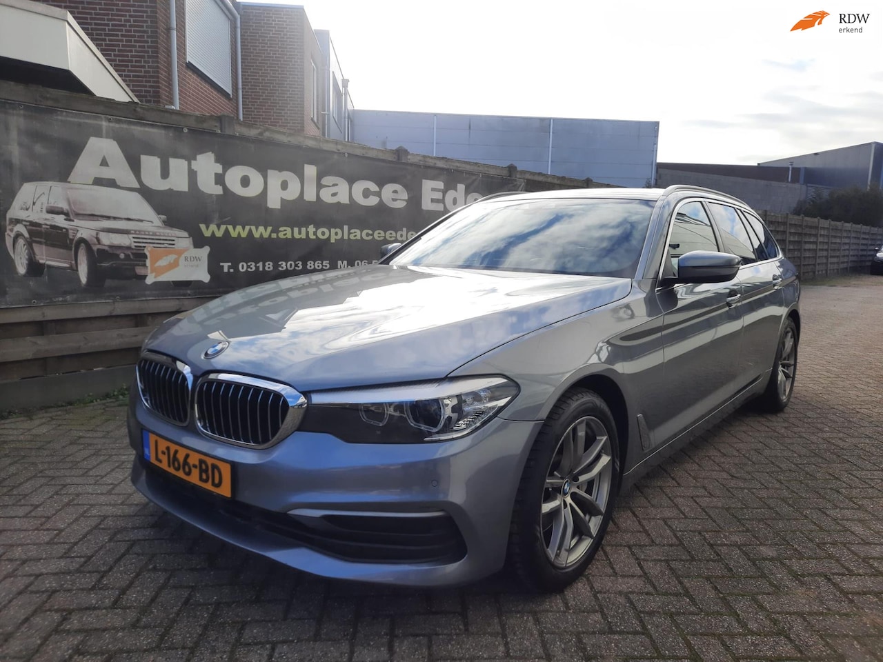 BMW 5-serie Touring - 530i Exe VOL LEER NAVI NWE MODEL NIEUW STAAT - AutoWereld.nl