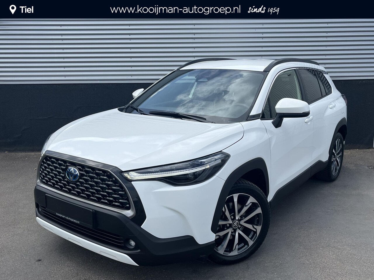 Toyota Corolla Cross - Hybrid 200 Dynamic MEERDERE KLEUREN LEVERBAAR! Navigatie, Elektrische achterklep, Achterui - AutoWereld.nl