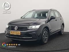 Volkswagen Tiguan - 1.4 TSI eHybrid Life Plug In Hybrid 245pk Dealer O.H. PHEV | Trekhaak Af Fabriek | Adaptiv
