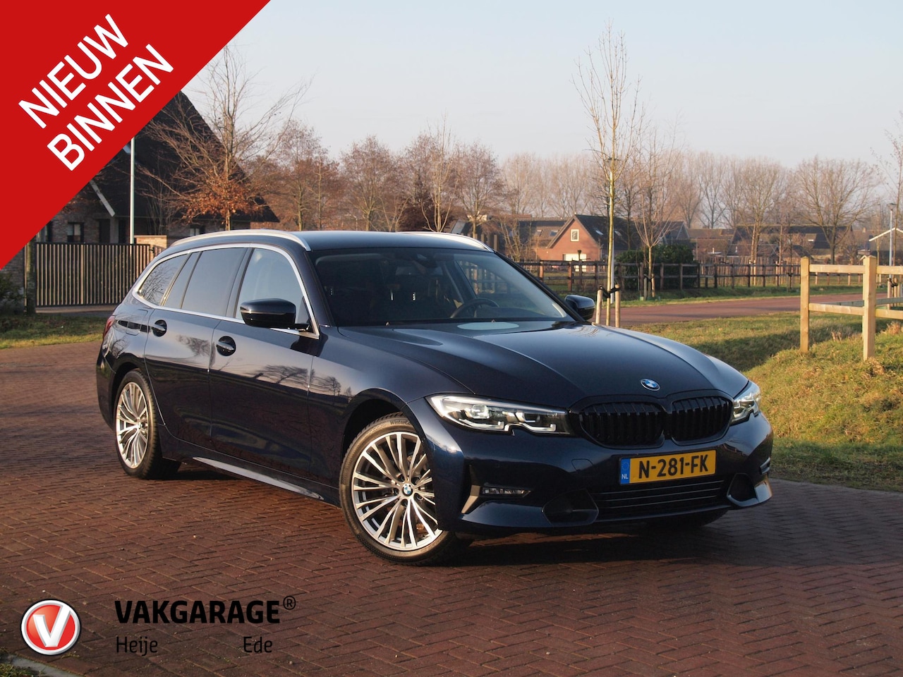 BMW 3-serie Touring - 318i Business Edition | Camera | Trekhaak | Sfeerverlichting | Apple Carplay | Automaat | - AutoWereld.nl