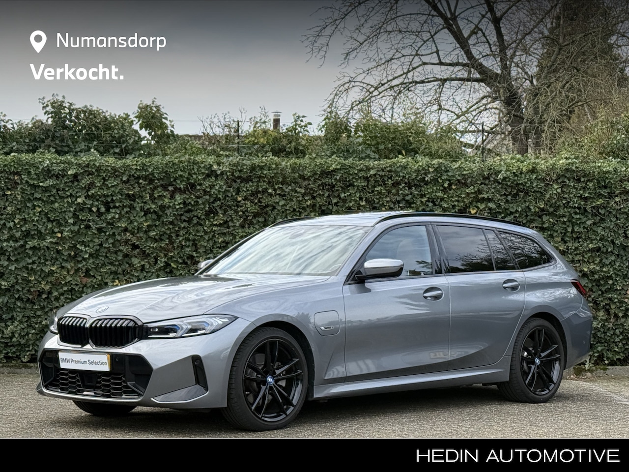 BMW 3-serie Touring - 330e | M-Sport | Panorama | 19" | Trekhaak | Harman/kardon - AutoWereld.nl