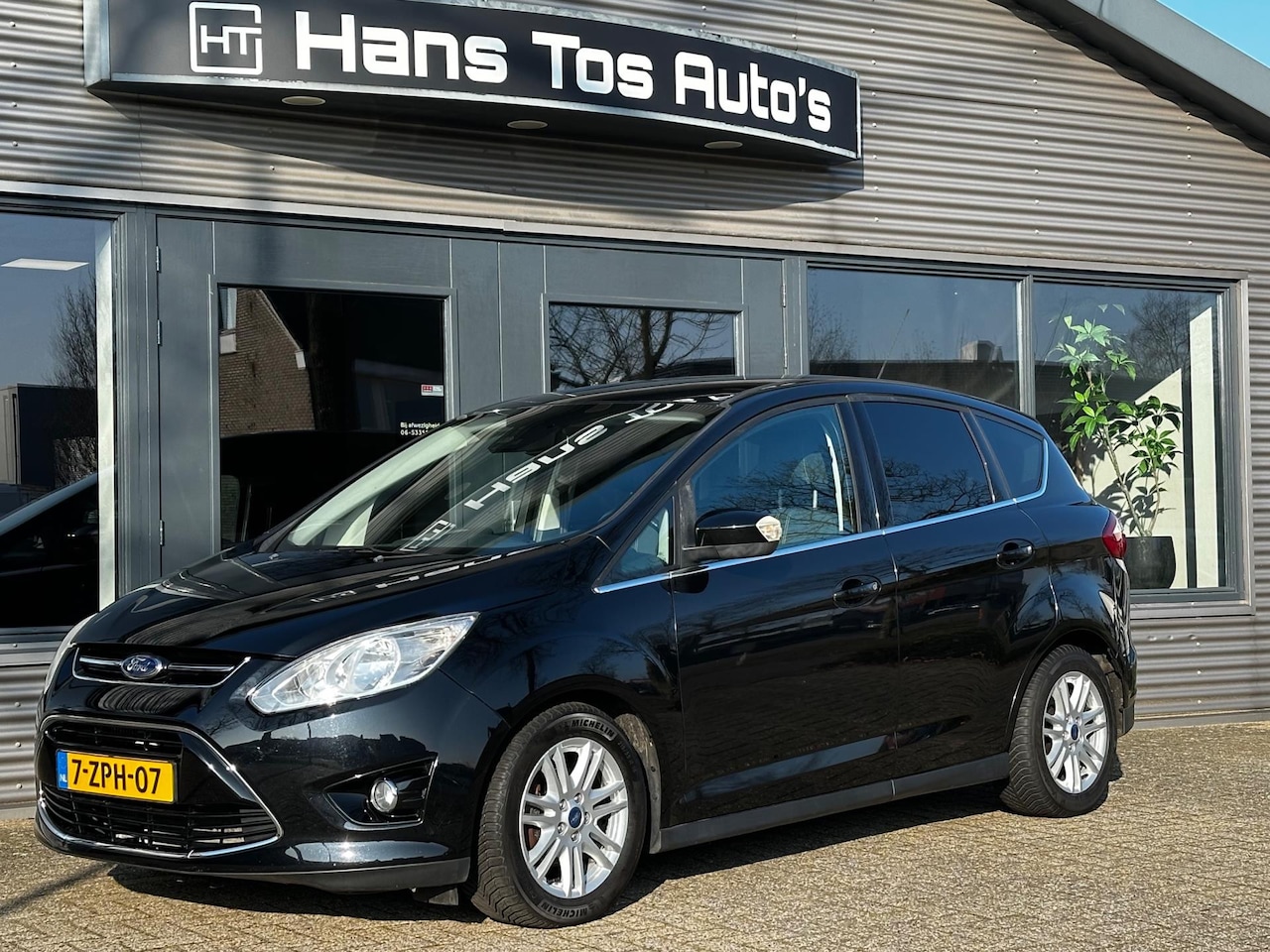 Ford C-Max - 1.0 125pk Titanium NAVI /CAMERA / Key-Less / Stoelverw./ NL-Auto - AutoWereld.nl