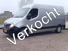 Renault Master - T35 2.3 dCi L2H2 - Airco - Navigatie - 6 Bak - 3 Zits