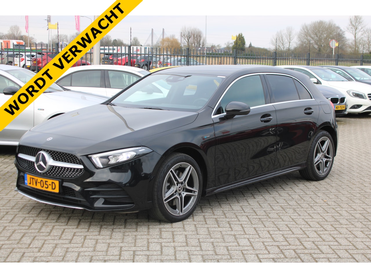 Mercedes-Benz A-klasse - 250e AUT8 AMG Limited NAVI SFEER - AutoWereld.nl