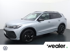 Volkswagen Tiguan - 1.5 eHybrid R-Line Business | 204 PK | Trekhaak wegklapbaar | Adaptive cruise control | Na