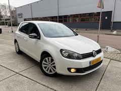 Volkswagen Golf - 1.2 TSI Highline BlueMotion Stoelverwarming Clima NAVI PDC