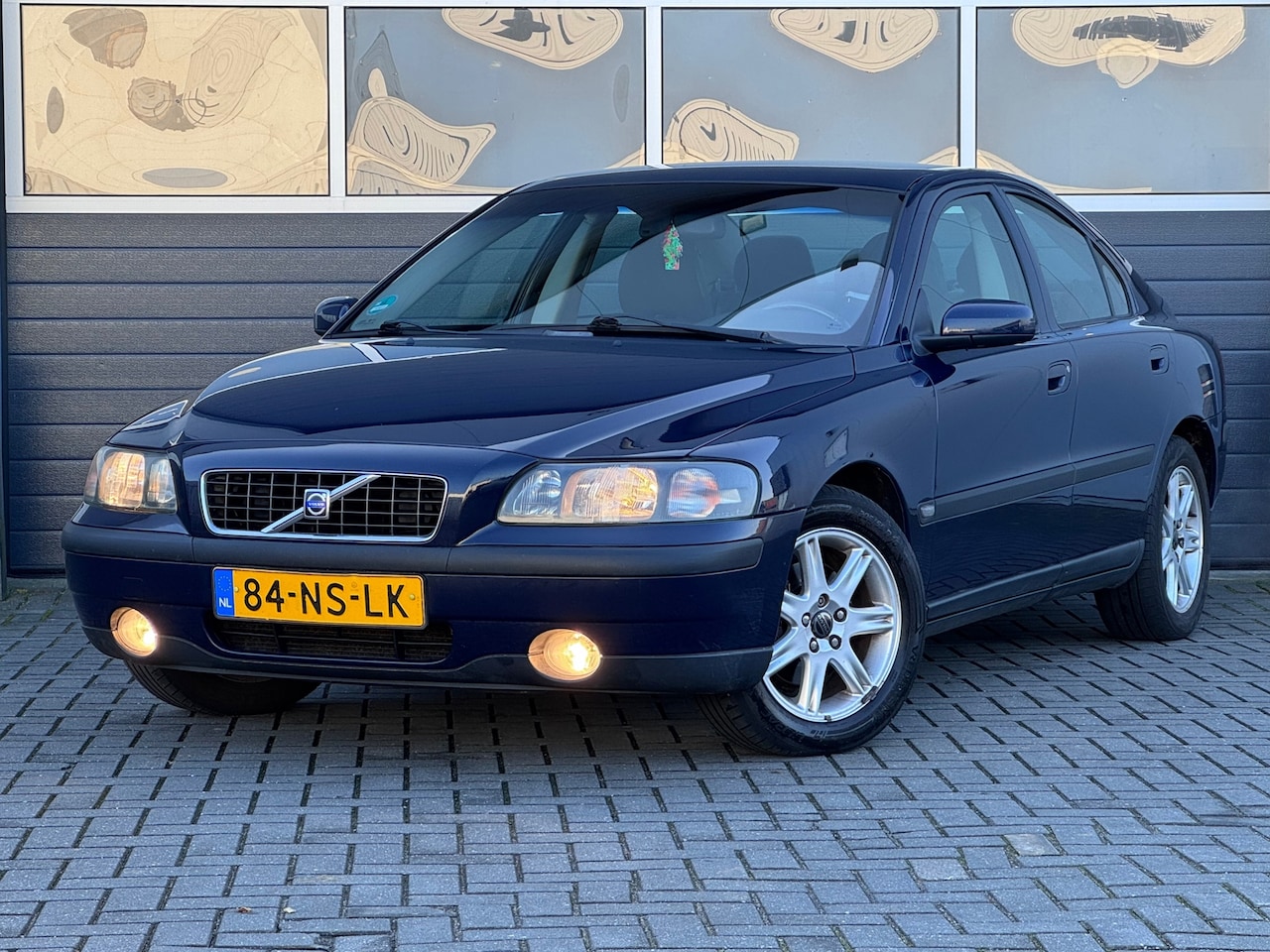 Volvo S60 - 2.4 | Trekhaak | Cruise | Navi | Clima - AutoWereld.nl