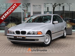 BMW 5-serie - 520i - Uniek – Origineel NL – 1e Eigenaar – 79.510 km – Inc originele aankoopfactuur