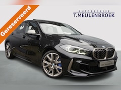 BMW 1-serie - M135i xDrive High Executive Panoramadak, Head up