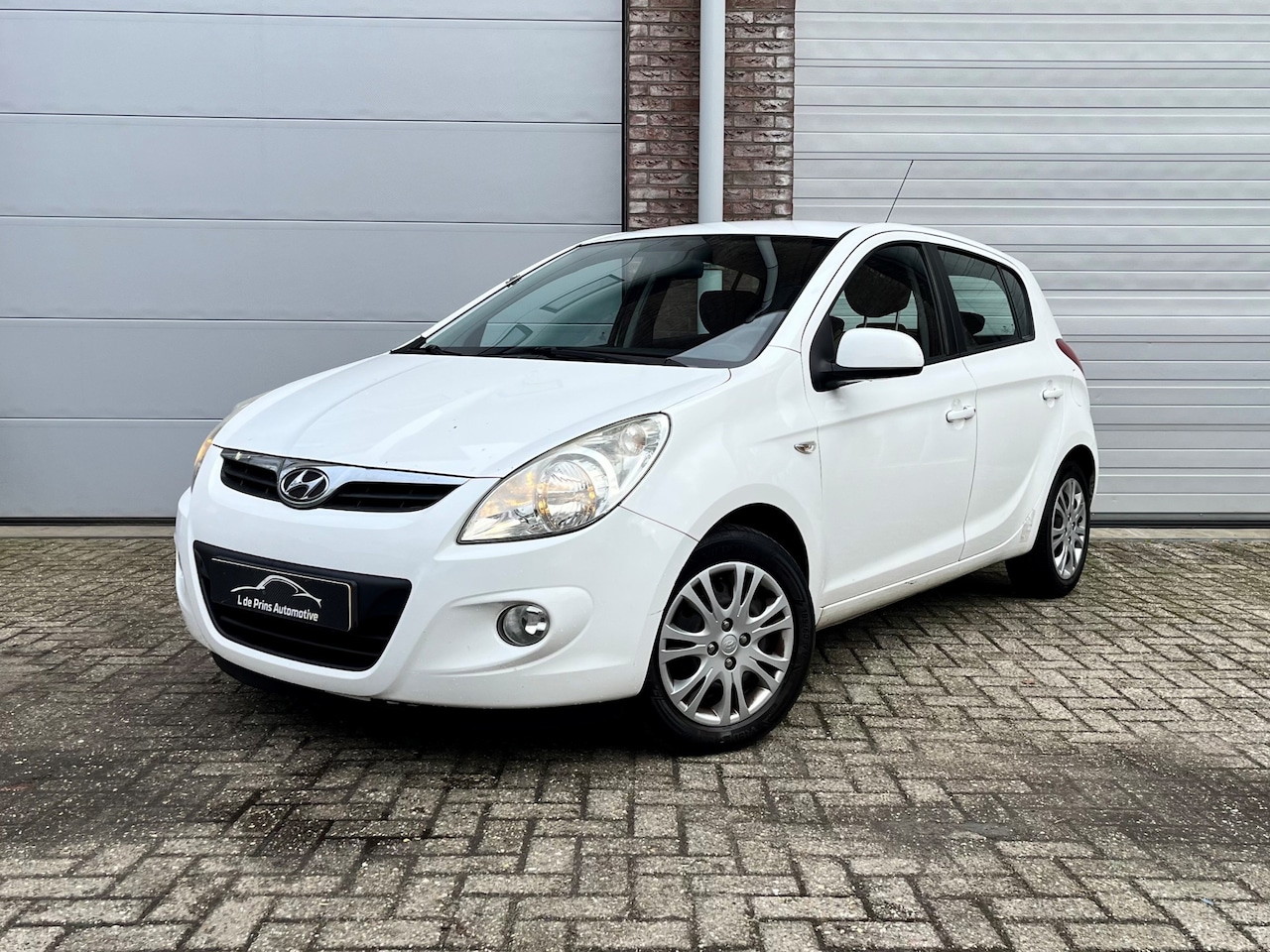 Hyundai i20 - 1.4i DynamicVersion 1.4i DynamicVersion - AutoWereld.nl