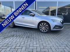 Skoda Octavia - 1.0 e-TSI Business Edition Plus Led / Navi / Hud / Carplay 18inch