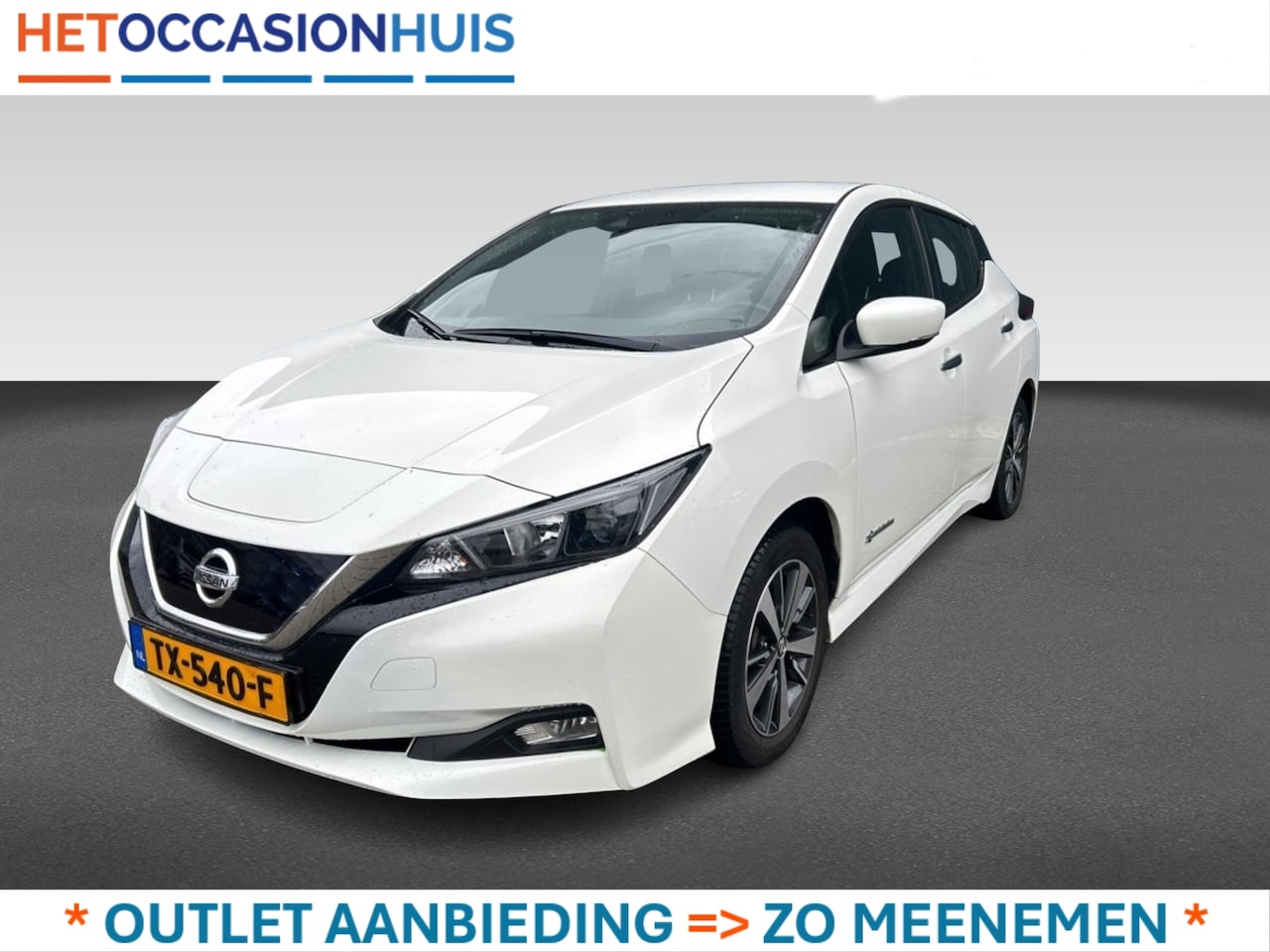 Nissan LEAF - Electric 40kWh ACENTA NAVI CAMERA ECC NAP - AutoWereld.nl